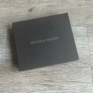 - Bottega Veneta small box